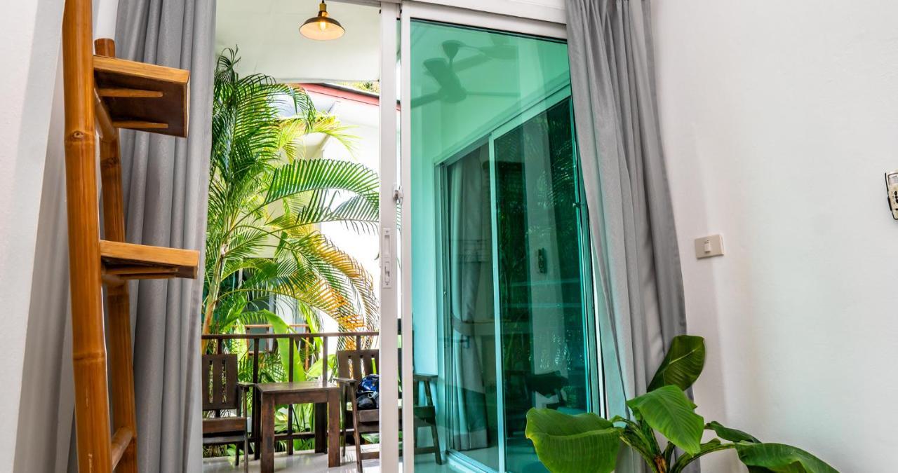 Aqua Suites Wok Tum Ngoại thất bức ảnh